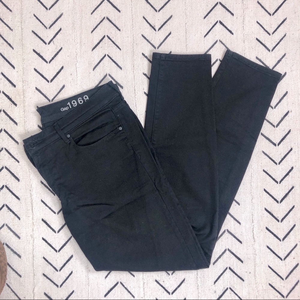 GAP black skinny jeans